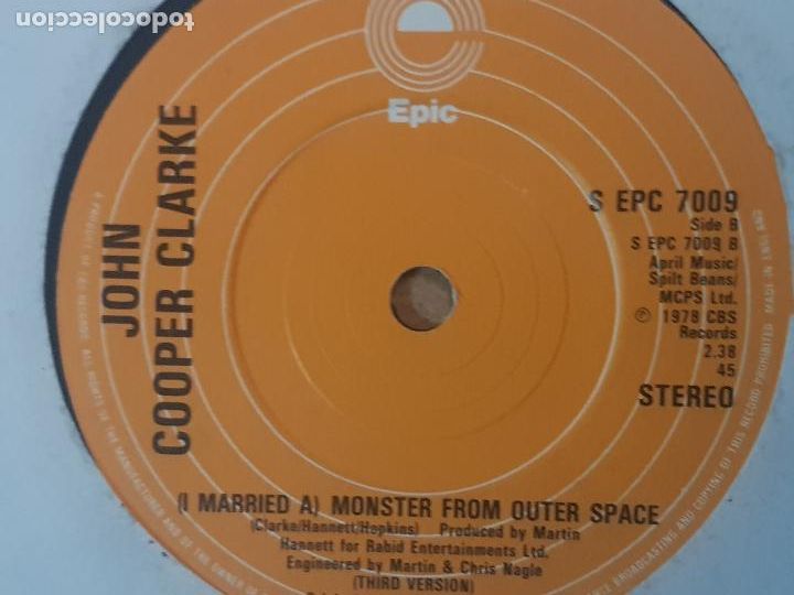 Discos de vinilo: JOHN COOPER CLARKE S EPC 7009 - Foto 2