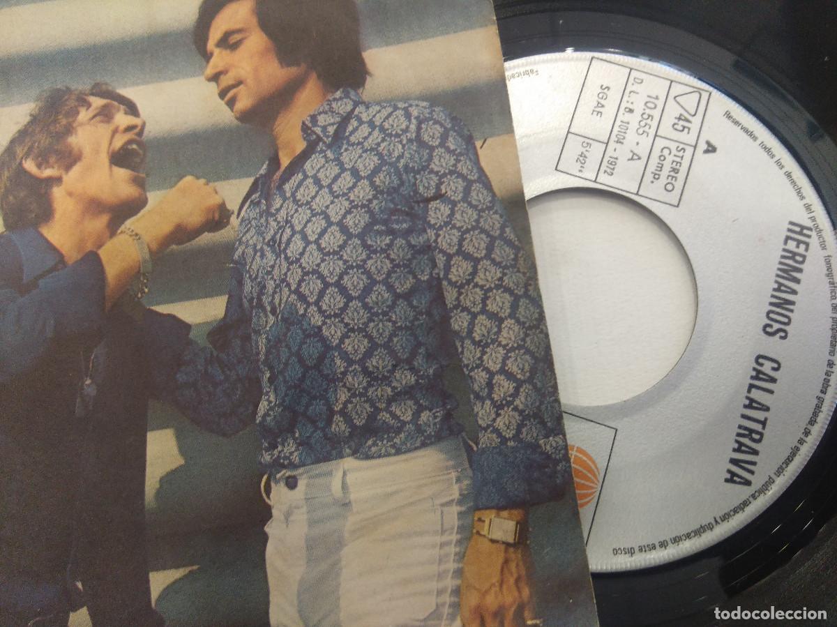 Discos de vinilo: HERMANOS CALATRAVA/EL CHICO DE LA ARMONICA/SINGLE. - Foto 2