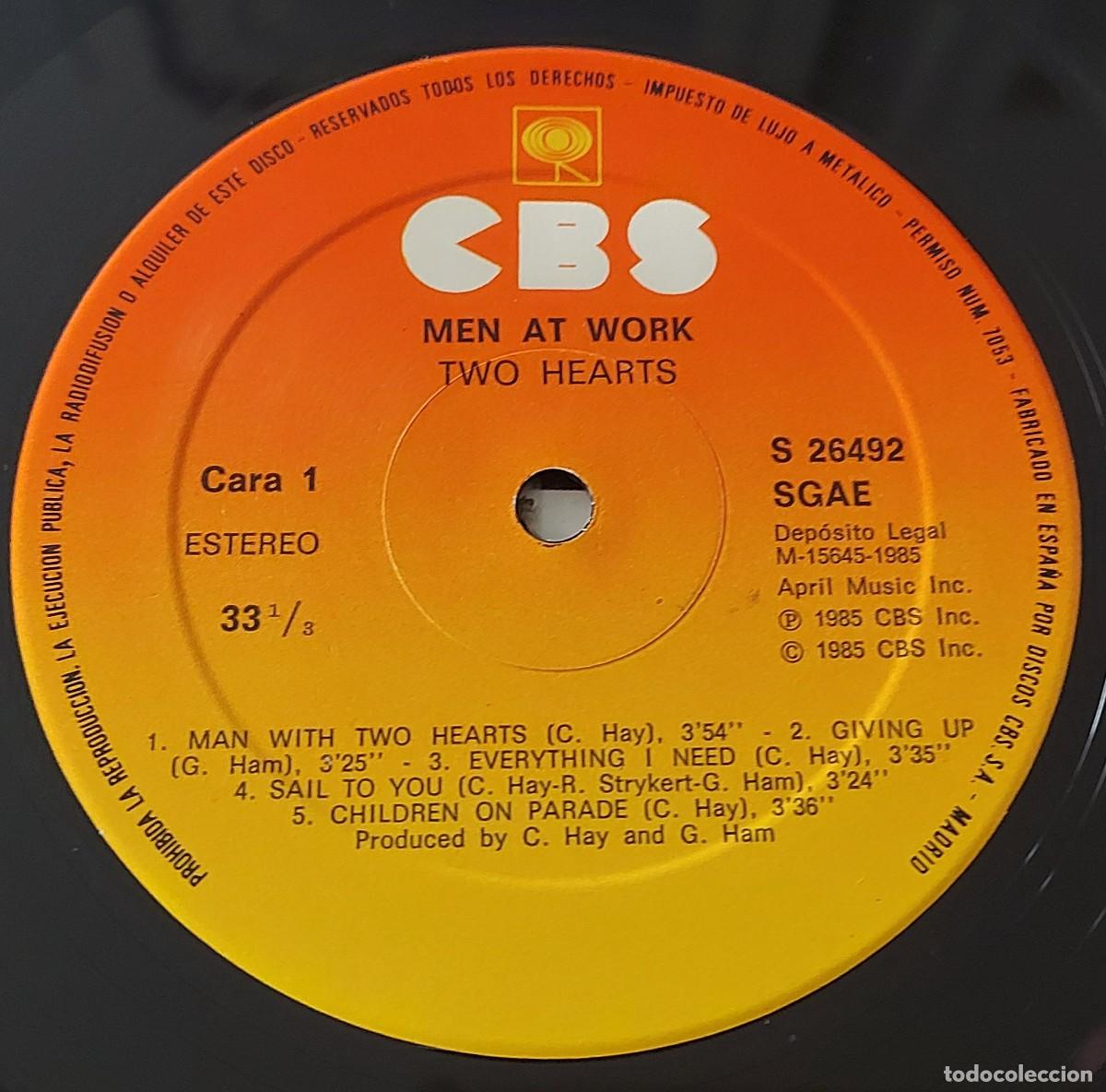Discos de vinilo: LP MEN AT WORK TWO HEARTS CBS A&Ntilde;O 1985 ESPA&Ntilde;A - Foto 4