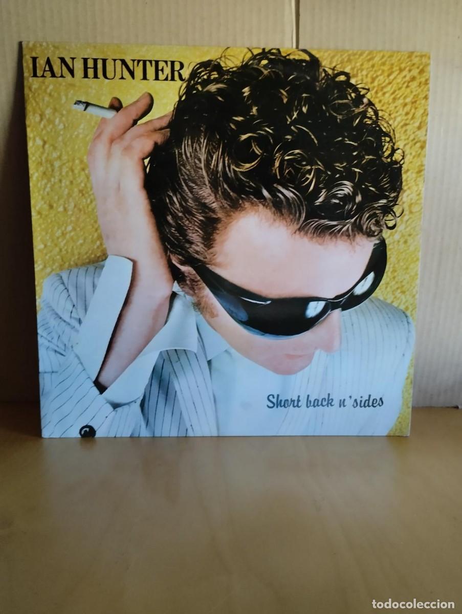 Discos de vinilo: IAN HUNTER ---- SHORT BACK N&acute;SIDES - Foto 1