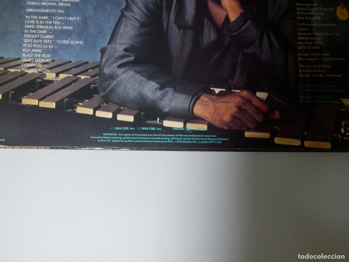 Discos de vinilo: Vinilo Roy Ayers In the dark 1984 - Foto 4