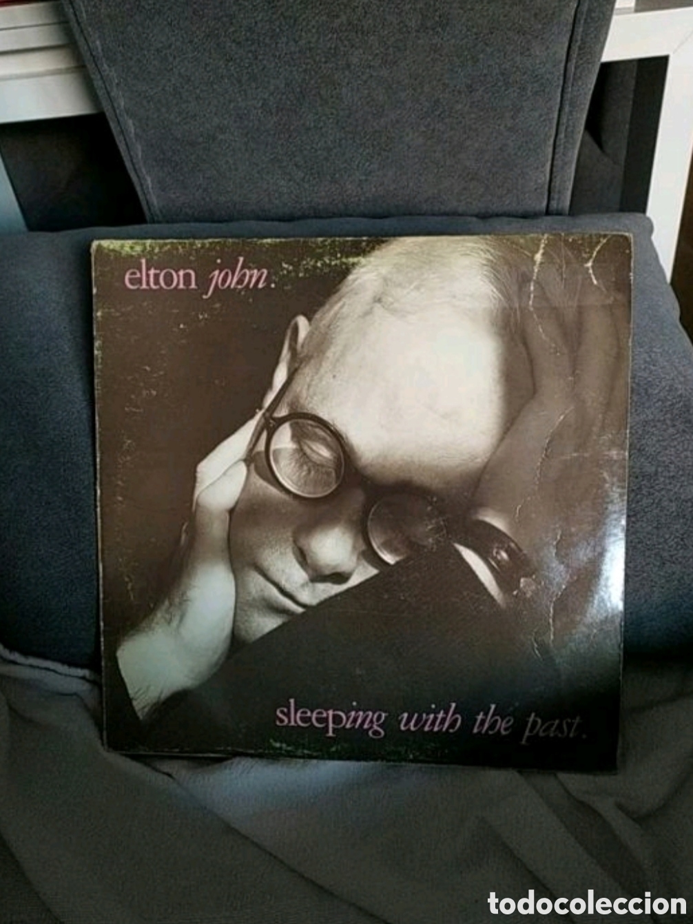 Discos de vinilo: Lp Elton John. Sleeping with The past - Foto 1