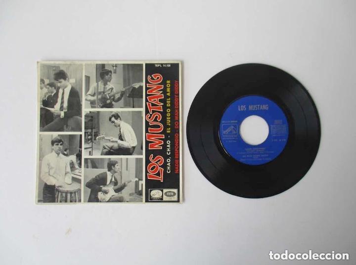 Discos de vinilo: CINCO DISCOS SINGLES DE LOS MUSTANG - Foto 2