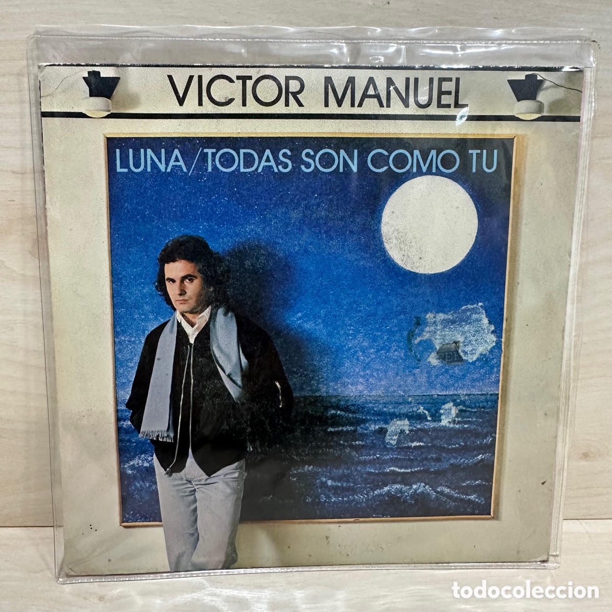 Discos de vinilo: Victor Manuel - Luna / Todas Son Como T&uacute; (7&rdquo;, Single) - Foto 1