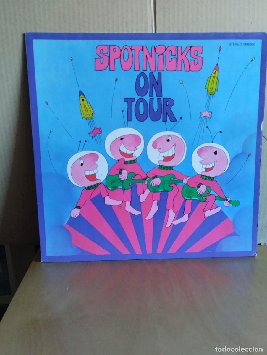 Discos de vinilo: THE SPOTNICKS ---- ON TOUR - Foto 1