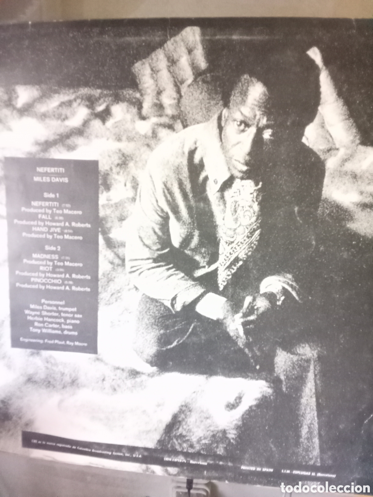 Discos de vinilo: MILES DAVIS &rdquo; NEFERTITI &rdquo; 1978 CBS Spain - Foto 2