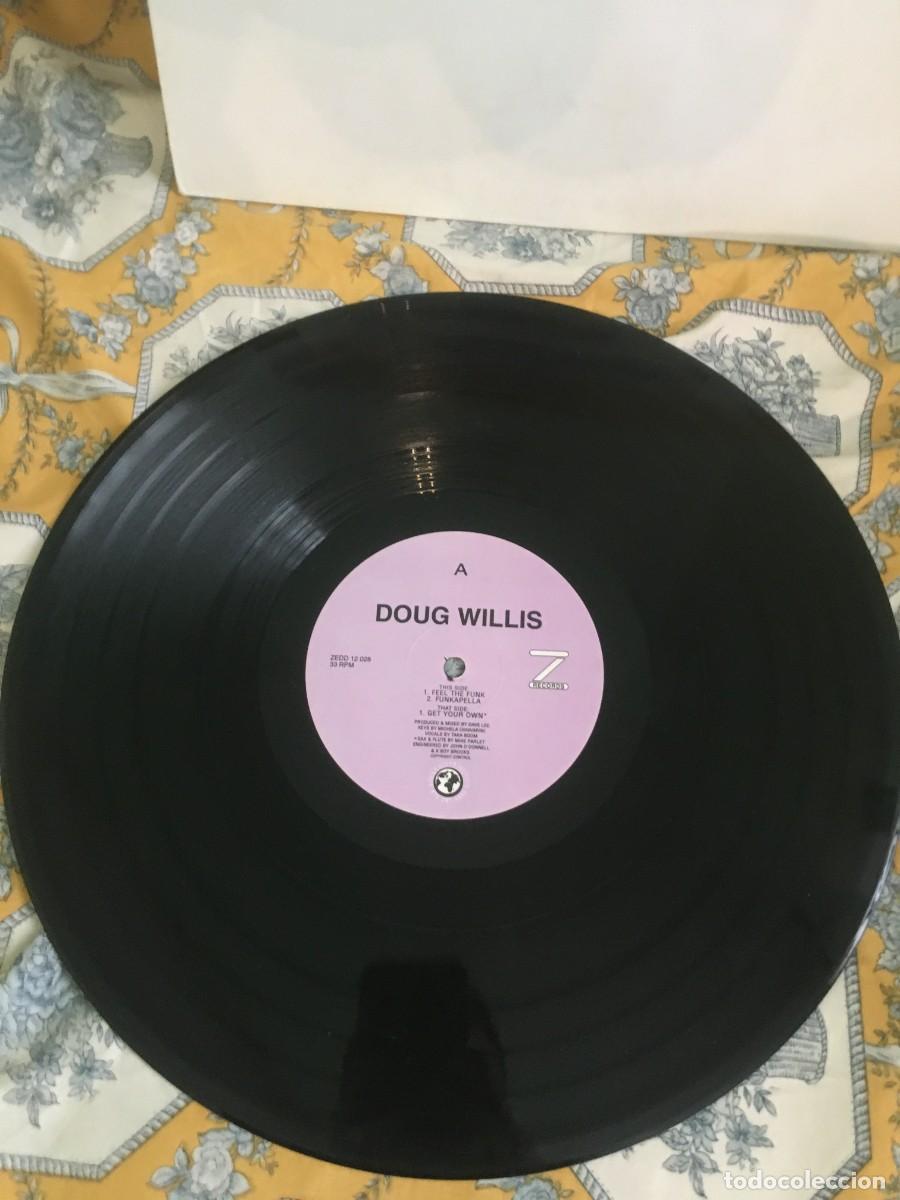 Discos de vinilo: Doug Willis &lrm;&ndash; Armed & Extremely Douglas - Foto 2