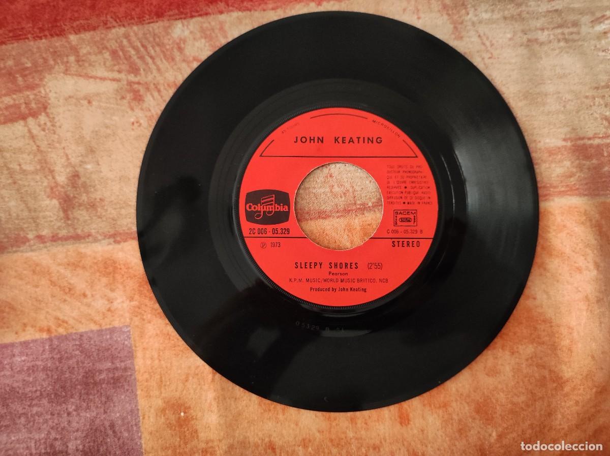 Discos de vinilo: John Keating &lrm;&ndash; Amicalement V&ocirc;tre - The Persuaders Theme single - Foto 4