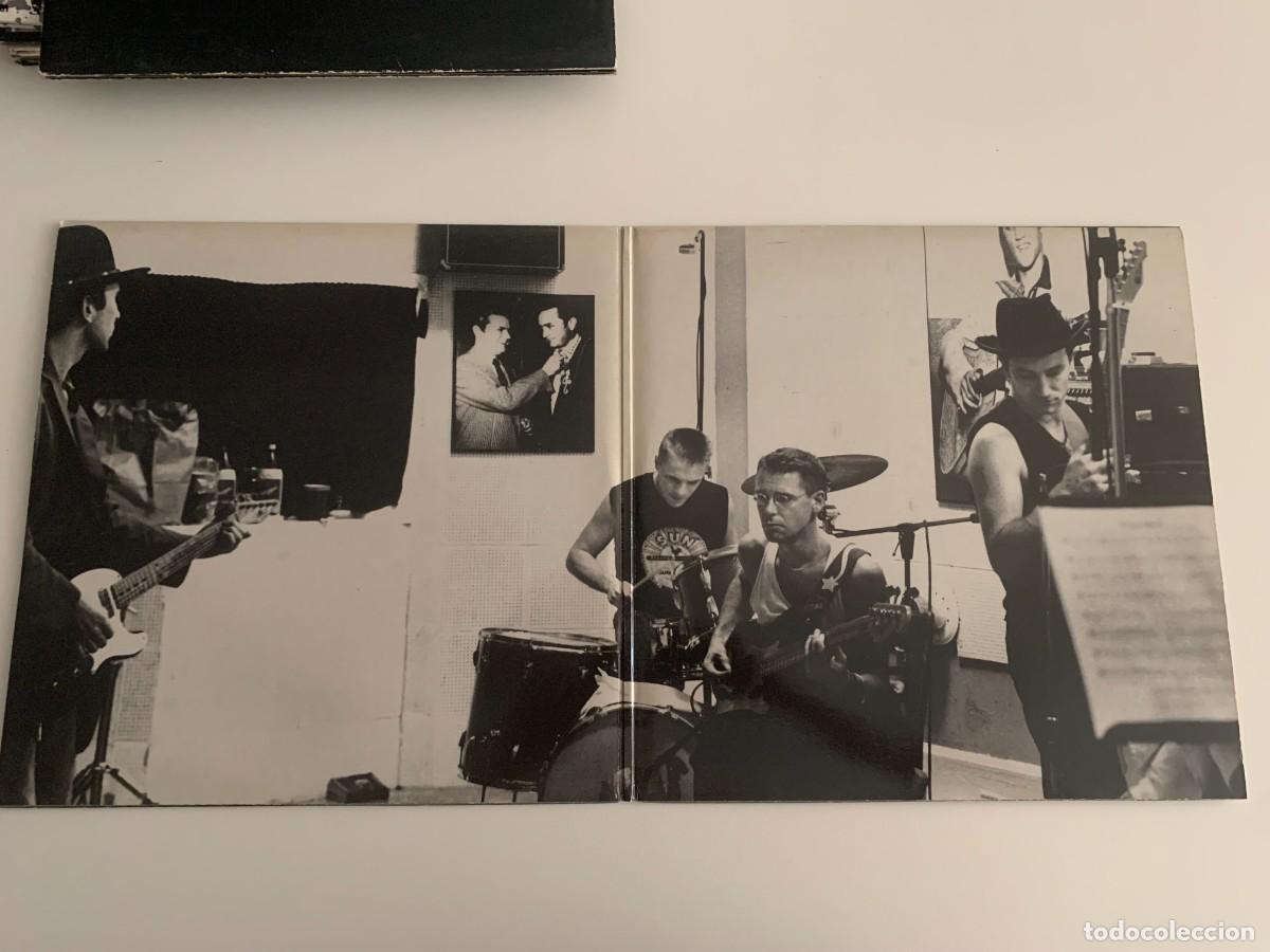Discos de vinilo: U2 RATTLE AND HUM DOUBLE VINYL LP INNER - Foto 2