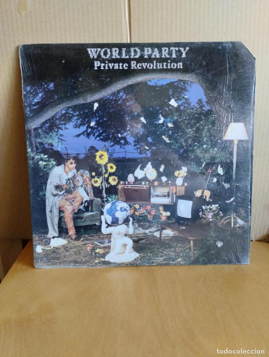 Discos de vinilo: WORLD PARTY ---- PRIVATE REVOLUTION - Foto 1