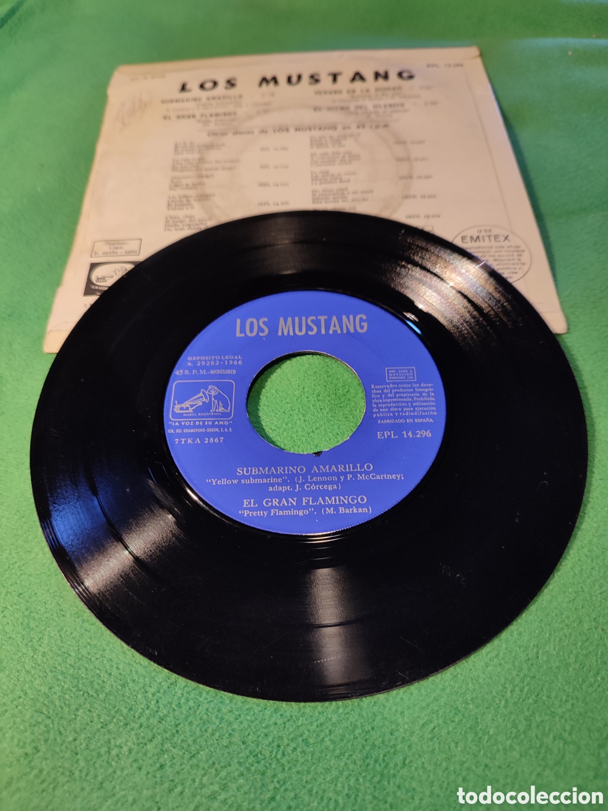 Discos de vinilo: Los Mustang - El submarino amarillo+ 3 - Foto 2