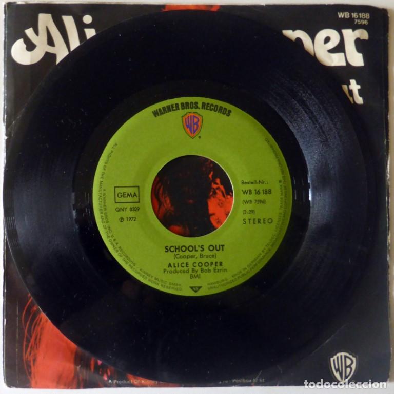 Discos de vinilo: Alice Cooper. Schools out/ Gutter cat. WB, Germany 1972 single - Foto 3