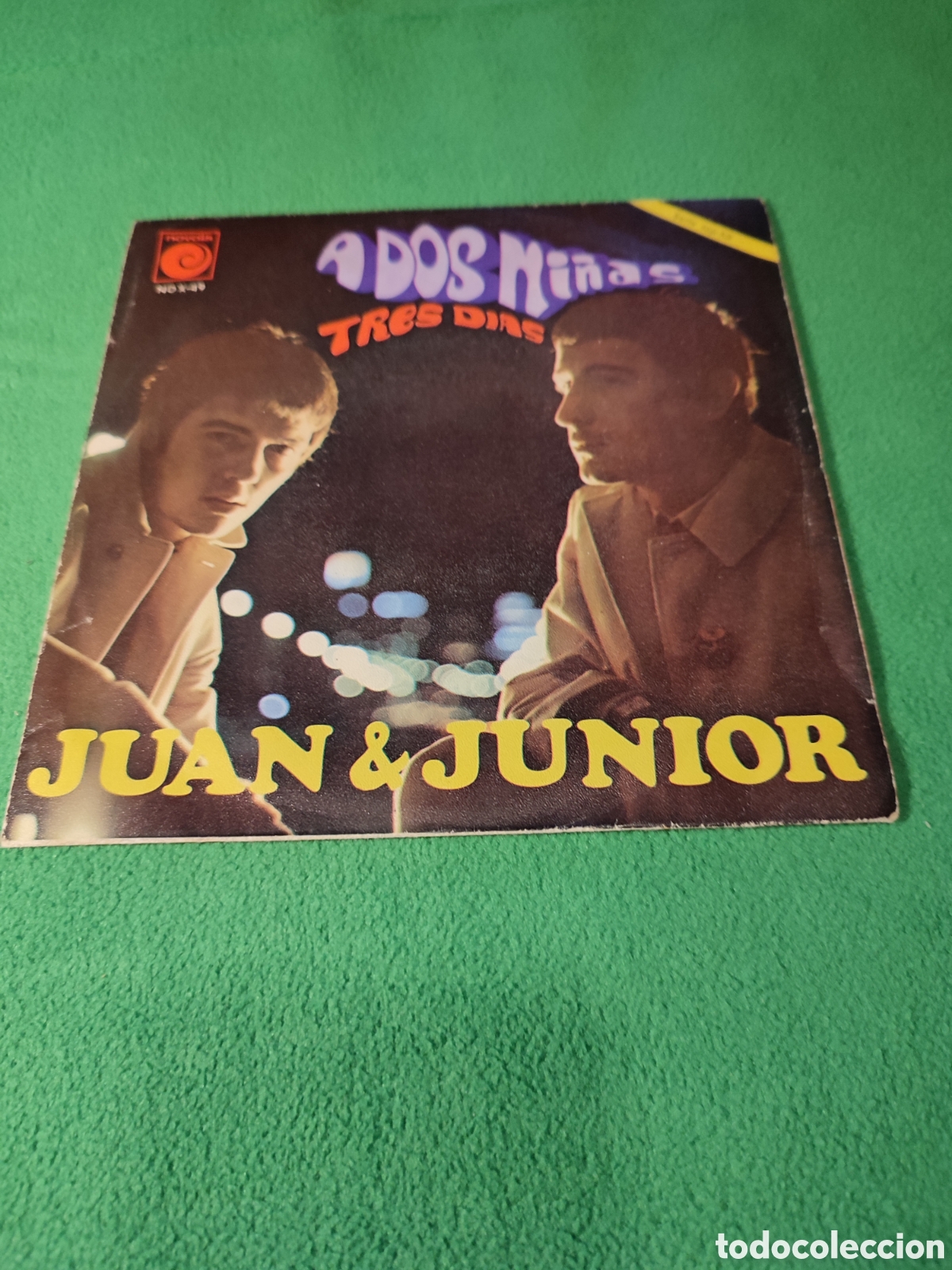 Discos de vinilo: Juan & Junior - A dos ni&ntilde;as - Foto 1