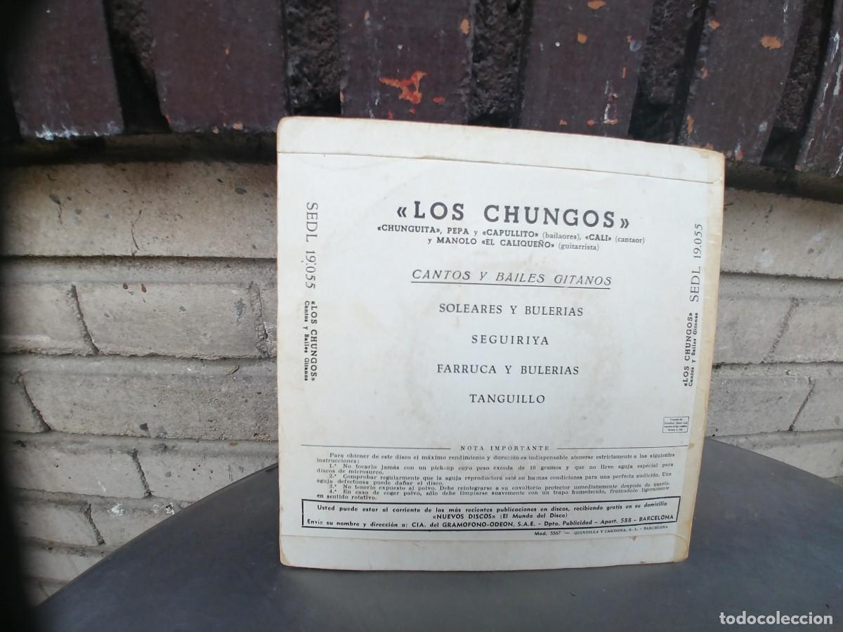 Discos de vinilo: LOS CHUNGOS-EP CANTOS Y BAILES GITANOS - Foto 2