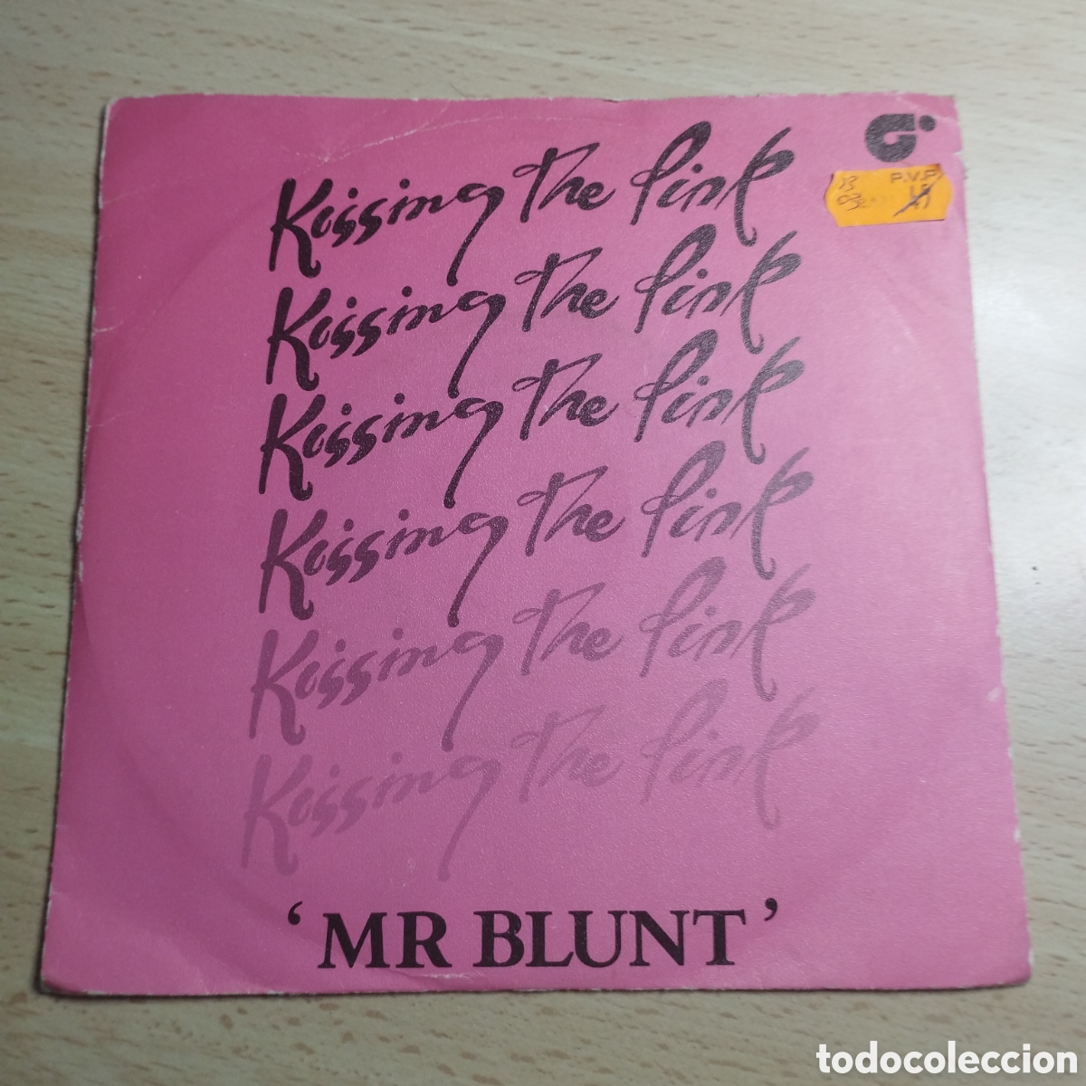 Discos de vinil: single 7&rdquo; Mr Blunt 1982 Kissing the pink + Water in my eye.