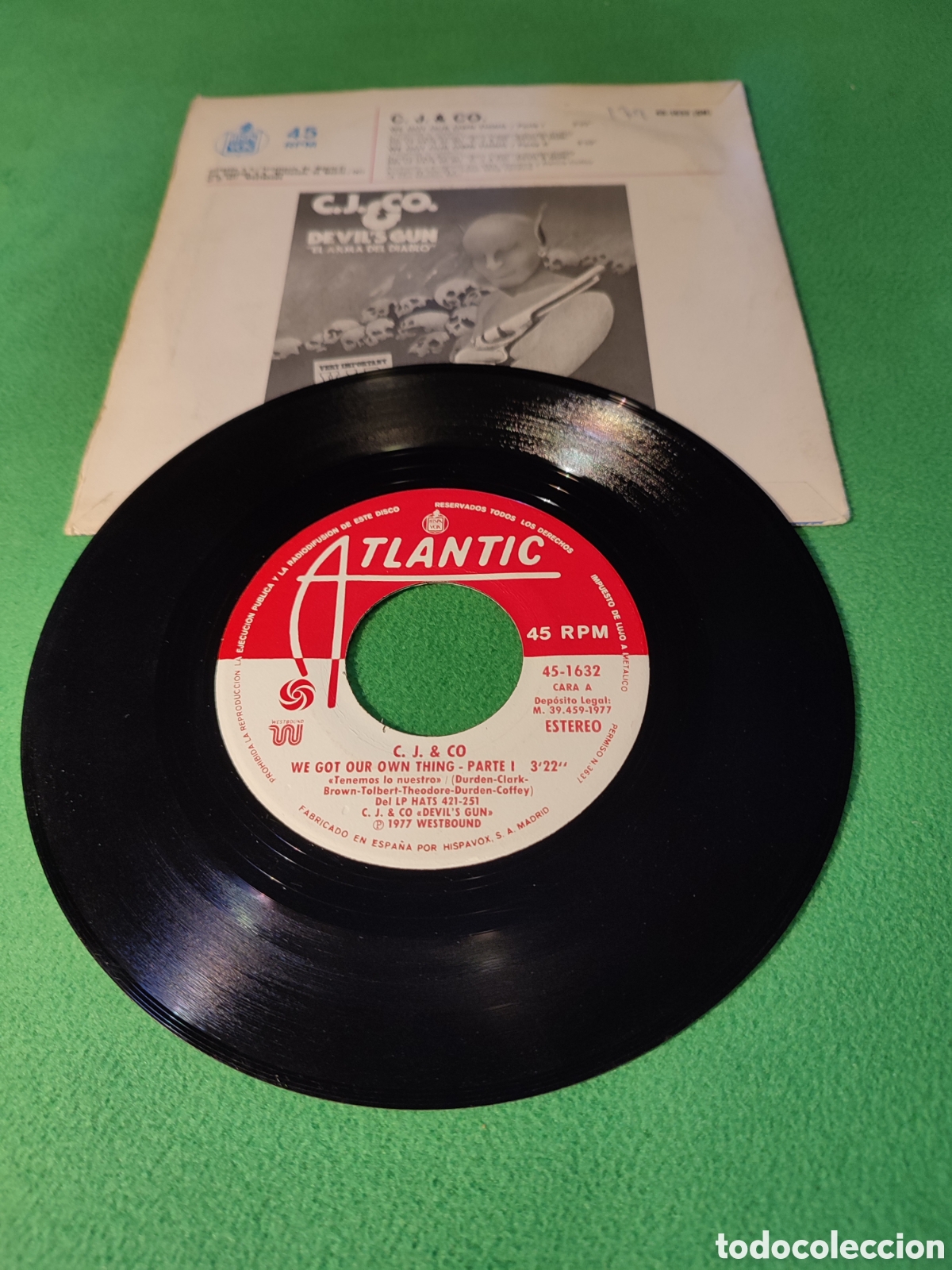 Discos de vinilo: C.J. & CO.- We got our own thing - Foto 2