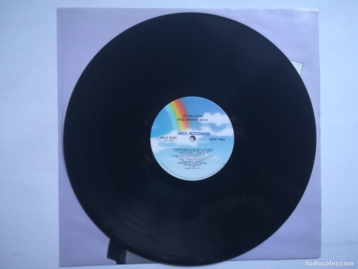 Discos de vinilo: Elton John. Reg strikes back - Foto 5