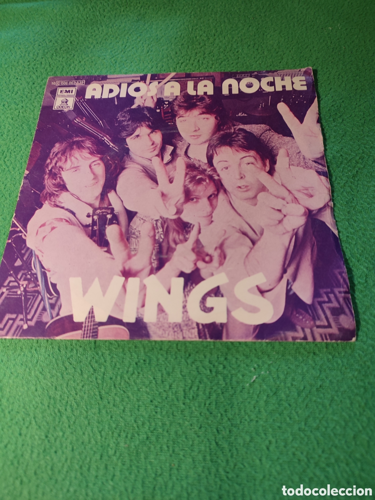 Discos de vinilo: Wings - Goodnight Tonight - Foto 1