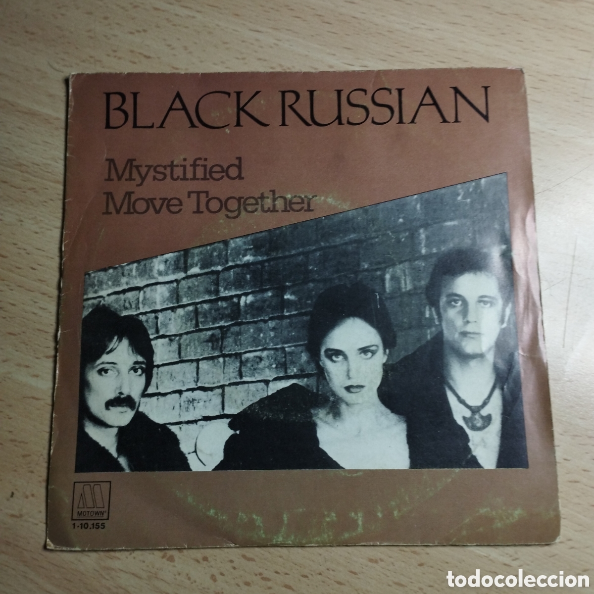 Discos de vinilo: Single 7&rdquo; Black Russian 1987 Mystifield + Move Together. - Foto 1