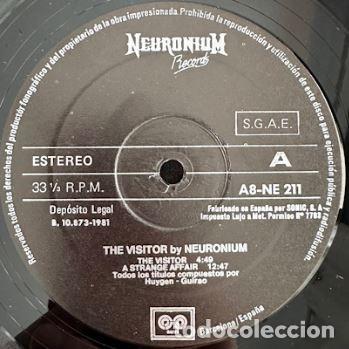 Discos de vinilo: NEURONIUM LP THE VISITOR ROCK ORIGINAL 1981 - Foto 4