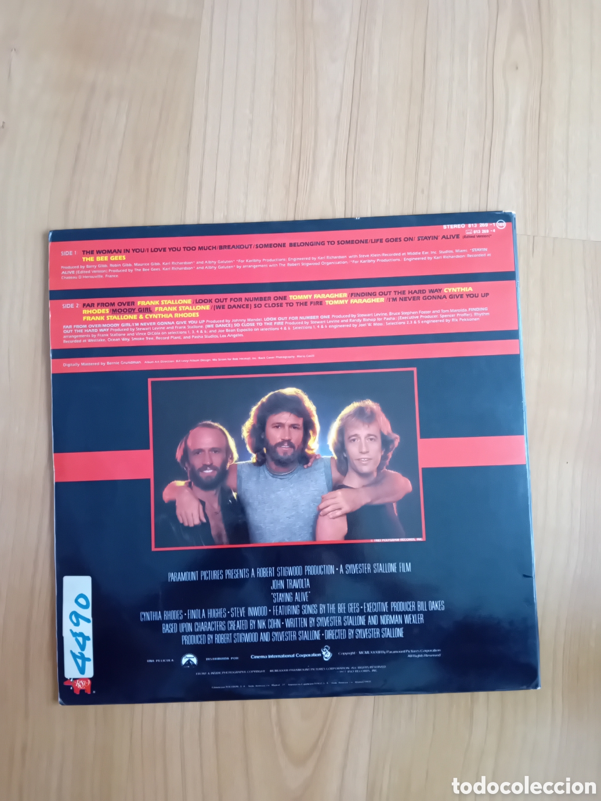 Discos de vinilo: BSO STAYING ALIVE. BEE GEES. JOHN TRAVOLTA - Foto 2