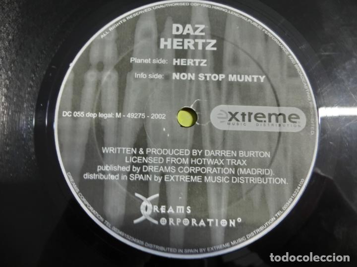 Discos de vinilo: DAZ - HERTZ / NON STOP MUNTY - Foto 3