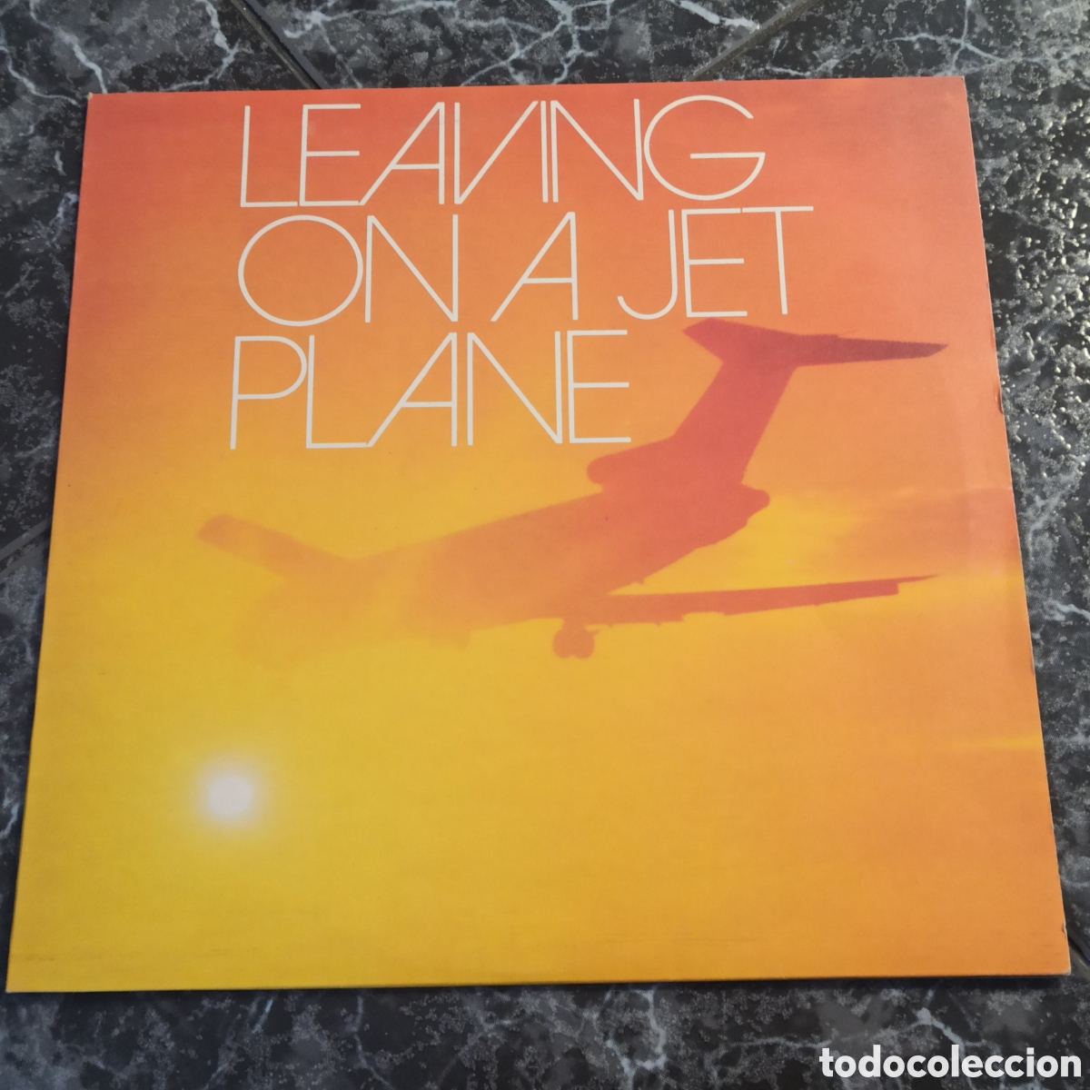 Discos de vinilo: Leaving On A Jet Plane (LP, Comp) - Foto 1