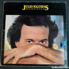 Discos de vinilo: LP-49. LP DISCO DE VINILO. JULIO IGLESIAS. MOMENTOS. CBS ESTÉREO.