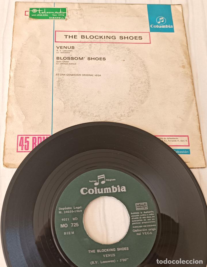 Discos de vinilo: THE BLOCKING SHOES - VENUS COLUMBIA - 1969 - Foto 2