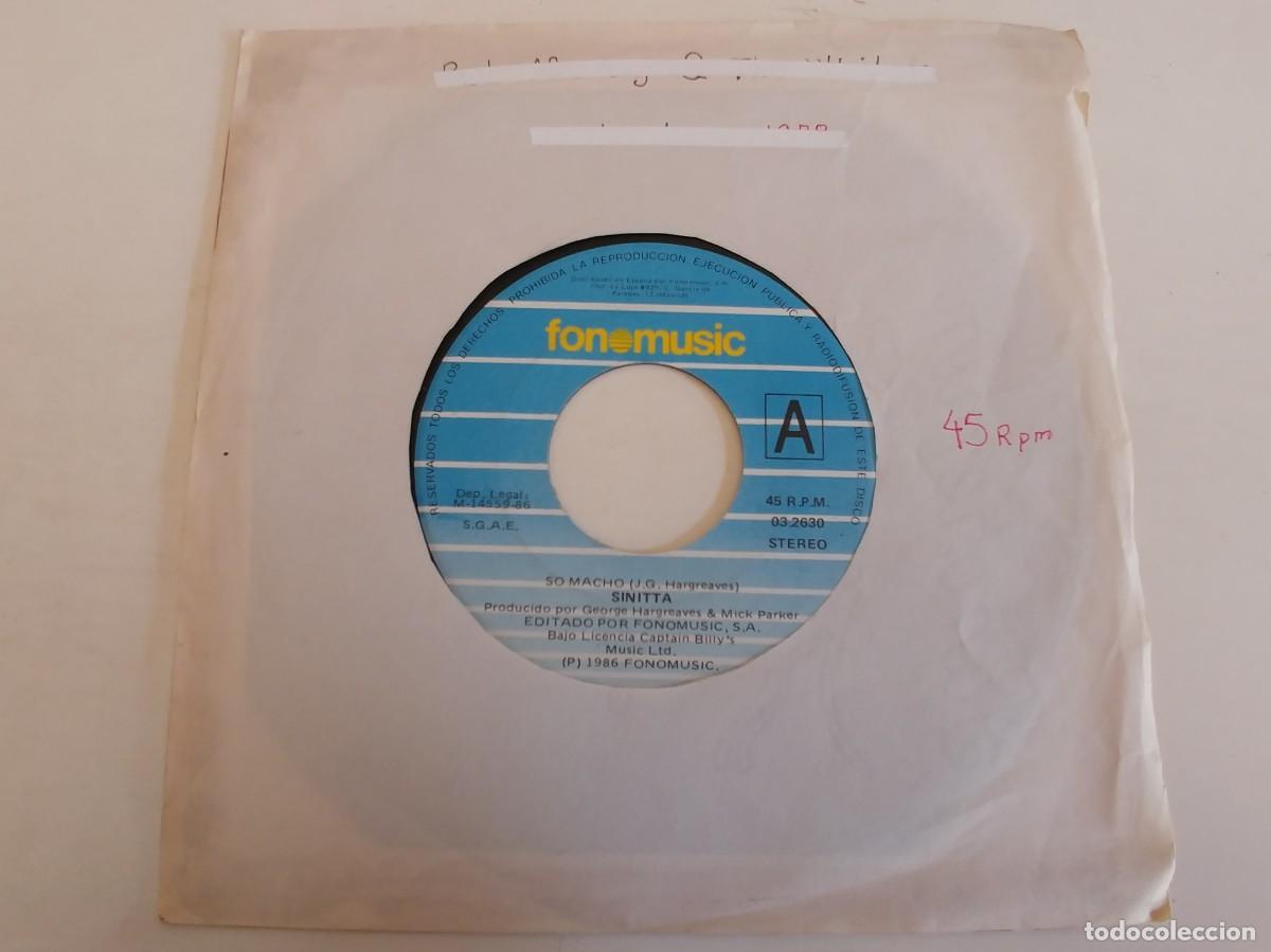 Discos de vinilo: SINITTA-SINGLE SO MACHO-SIN FUNDA - Foto 1