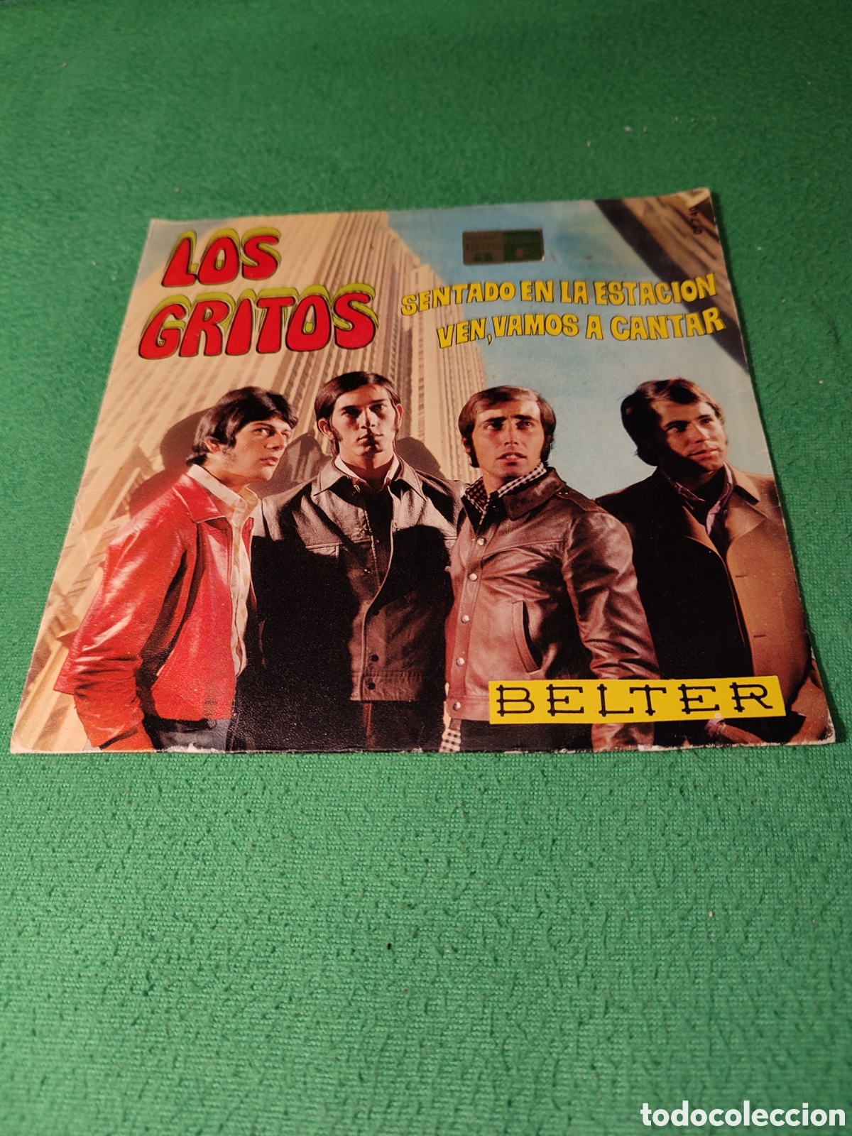 Discos de vinilo: Los Gritos - Sentado en la estaci&oacute;n - Foto 1
