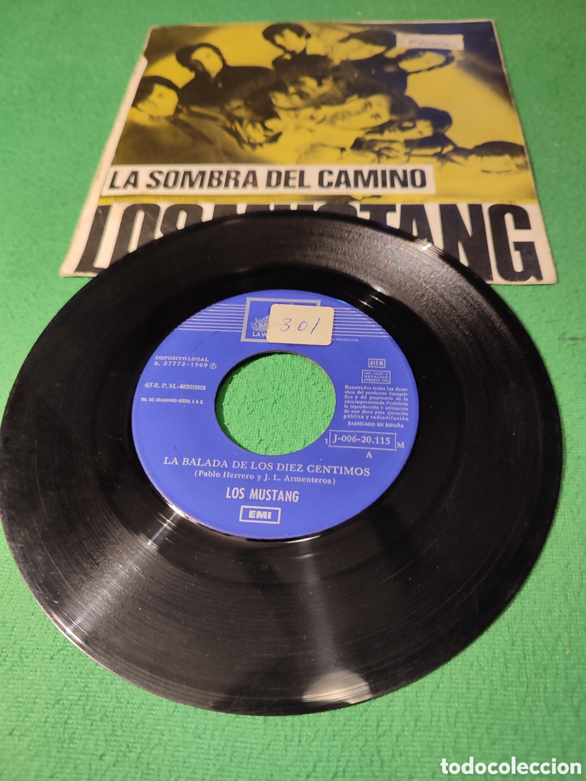 Discos de vinilo: Los Mustang - La balada de los diez c&eacute;ntimos - Foto 2