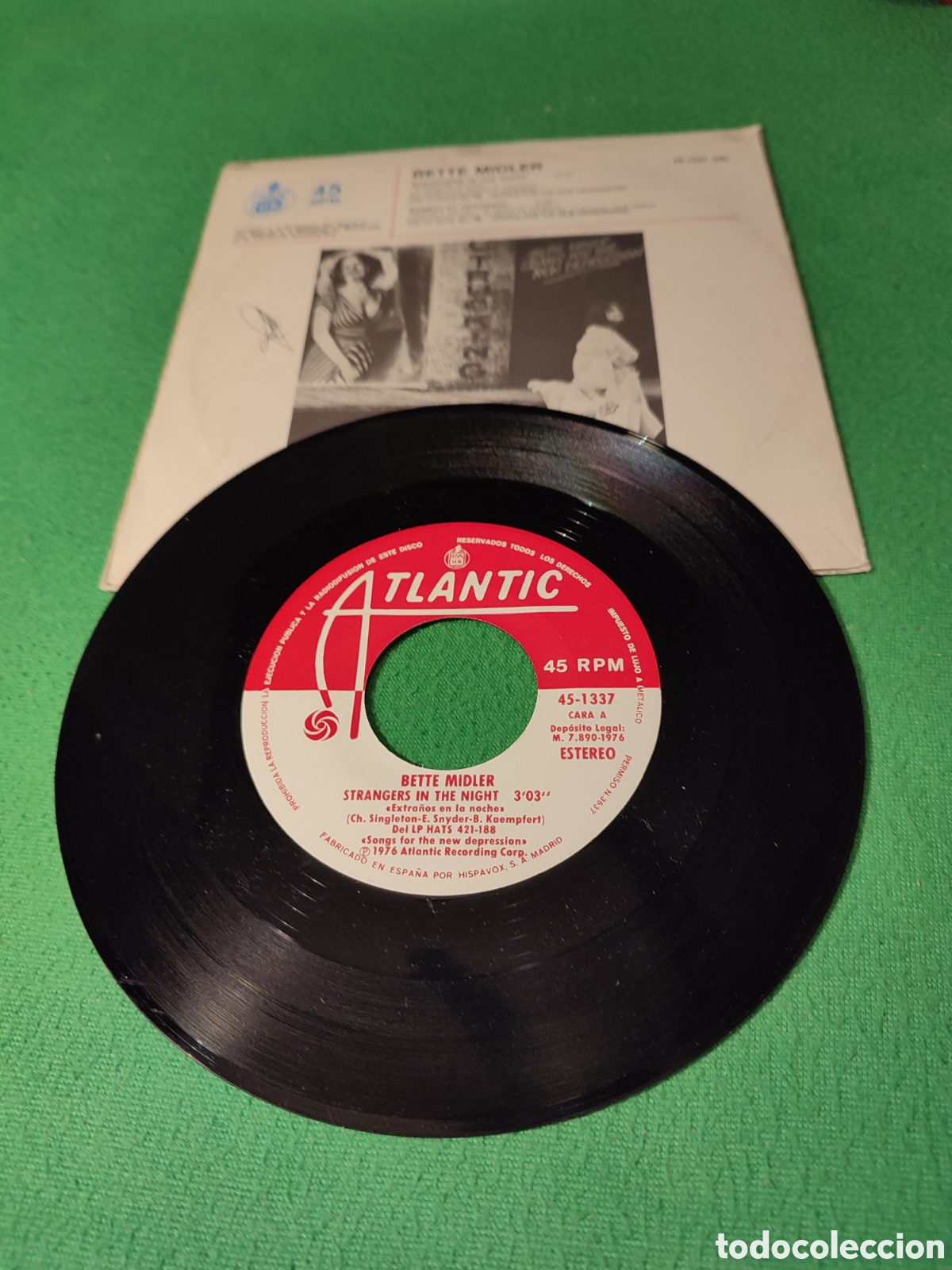 Discos de vinilo: Bette Midler - Strangers in the night - Foto 2