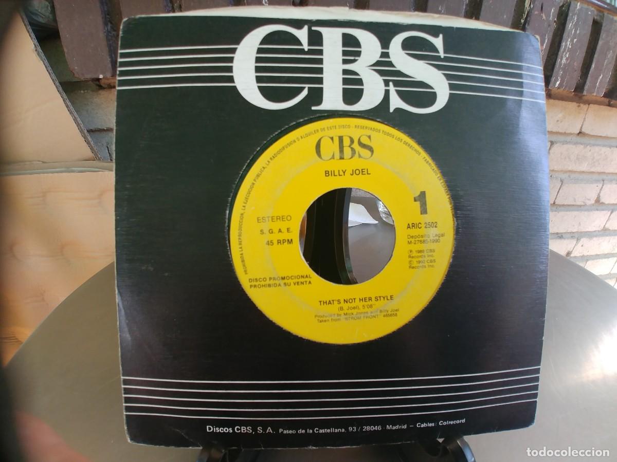 Discos de vinilo: BILLY JOEL-SINGLE THAT&acute;S NOT HER STYLE-SIN FUNDA - Foto 1