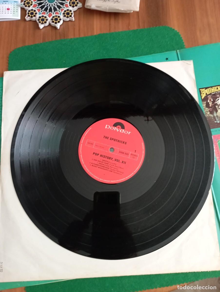 Discos de vinilo: doble LP pop History the Spotnicks - Foto 4