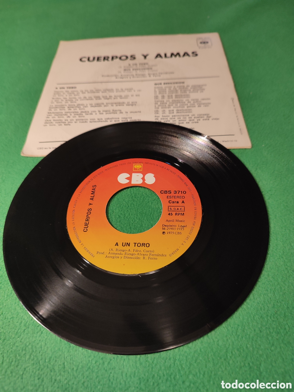 Discos de vinilo: Cuerpos y Almas - A un toro - Foto 2