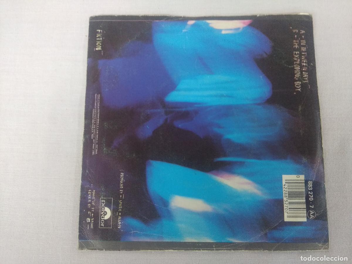 Discos de vinilo: THE CURE/IN BETWEEN DAYS/SINGLE. - Foto 3