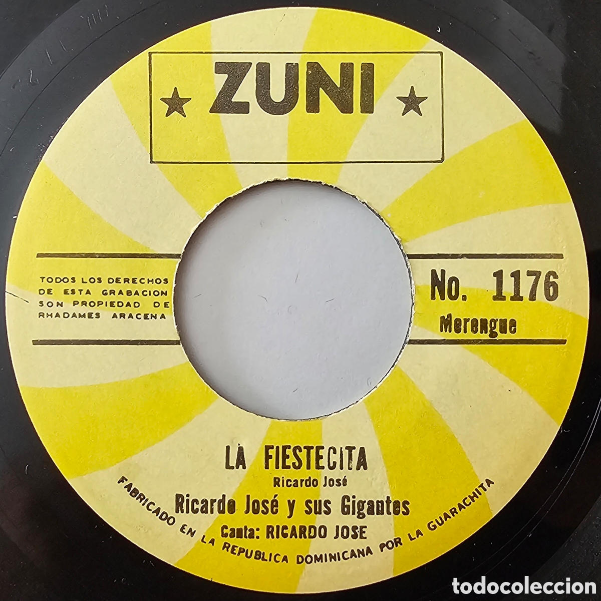 Disques de vinyle: RICARDO JOSE Y SUS GIGANTES - La Fiestecita/+1 (Rep. Dominicana - Zuni - 1982) Merengue Guaguanco