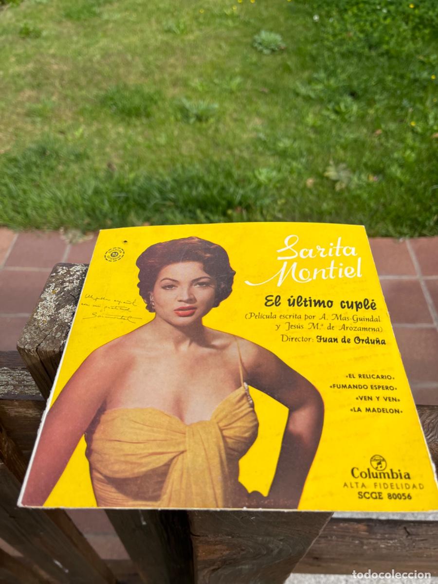 Discos de vinilo: Sara montiel, singels, El U&ntilde;timo Cuple, dedicado - Foto 1