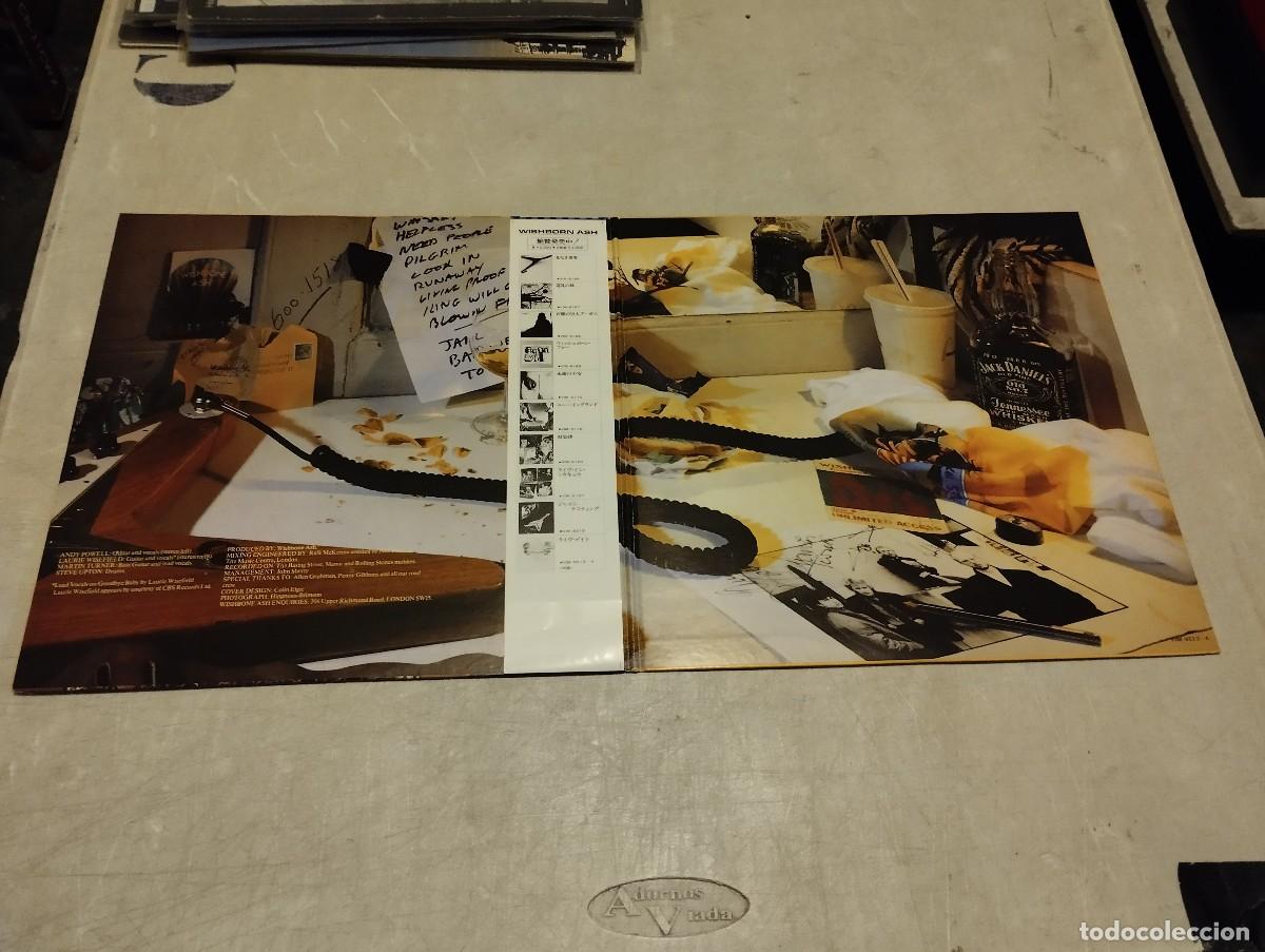 Discos de vinilo: Wishbone Ash Doble Lp Live Dates Volume Two Jap.1980 insert letras - Foto 2