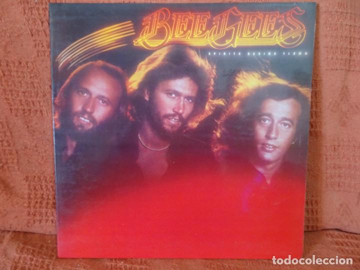 Discos de vinilo: LP -BEE GEES -SPIRITS HAVING FLOWN - Foto 1