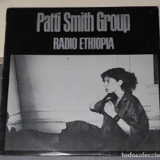 Discos de vinilo: PATTI SMITH GROUP ” RADIO ETHIOPIA ” LP ARISTA REF. 10 C 064-98.283 EDICIÓN ESPAÑOLA 1976