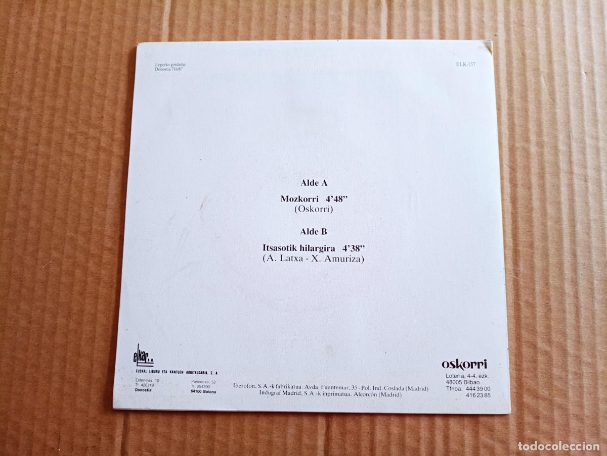 Discos de vinilo: OSKORRI - MOZKORRI SINGLE 1987 - Foto 3