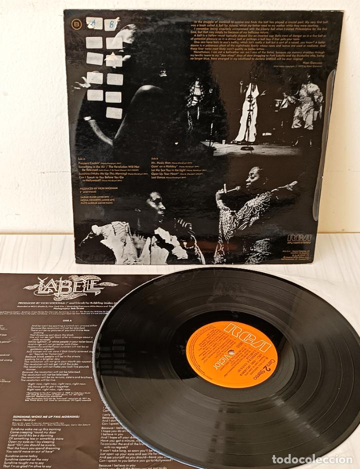 Discos de vinilo: LABELLE - PRESSURE COOKIN RCA - 1975 - Foto 2