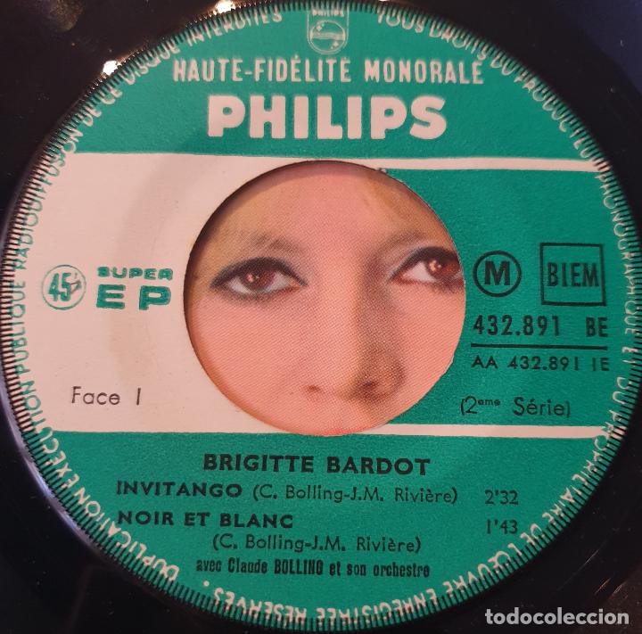 Discos de vinilo: BRIGITTE BARDOT - EP FRANCES 1963 - PHILIPS 432891 - INVITANGO - Foto 2