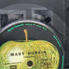 Discos de vinilo: THE BEATLES: MARY HOPKIN 7' ARGENTINA APPLE 1969 ”ADIOS/GORRION” ORIGINAL 33 RPM RAREZA