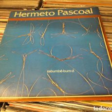 Discos de vinilo: HERMETO PASCOAL ‎– ZABUMBÊ-BUM-Á. LP VINILO EDICIÓN BRASIL DE 1979. LATIN JAZZ. BUEN ESTADO