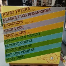 Discos de vinilo: DIEZ ÉXITOS EN DOS TIEMPOS - RADIO FUTURA, RAMONCÍN, ALASKS Y LOS PEGAMOIDES, .. - LP. HISPAVOX 1984