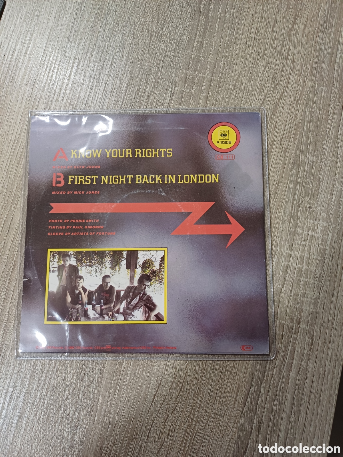 Discos de vinilo: THE CLASH KNOW YOUR RIGHTS - Foto 2