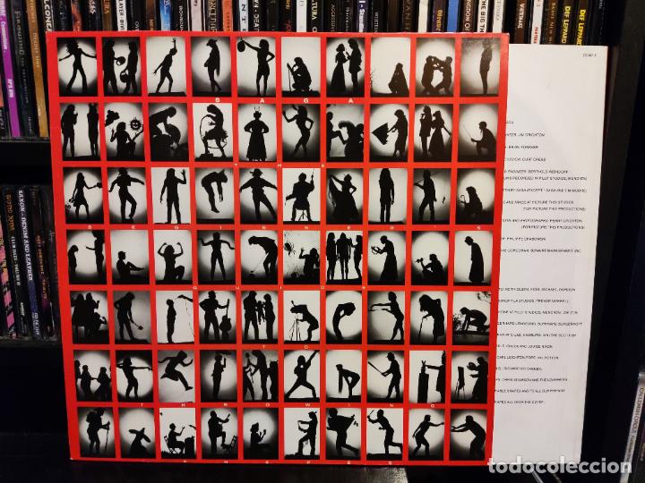 Discos de vinilo: SAGA - THE BEGINNERS GUIDE TO THROWING SHAPES - Foto 1